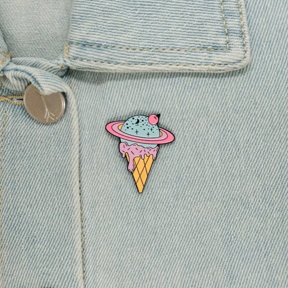 Unbranded Other - ⭐Astronaut Ice Cream Cone Cute Enamel Pin Cartoon Brooches Jewelry pink Cartoon